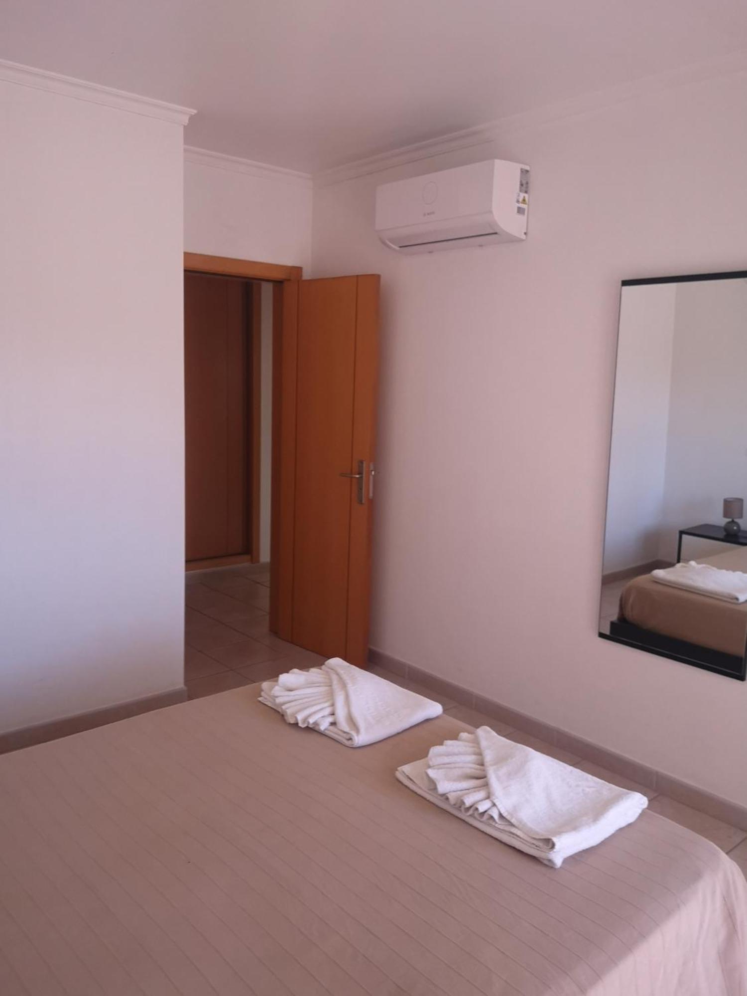 Marina Apartment ポルティマン エクステリア 写真